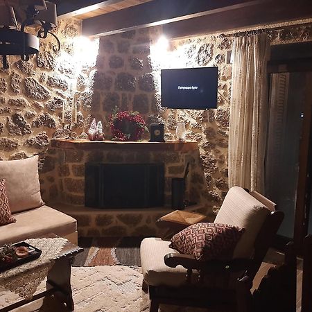 Νόστος Trikala Exterior foto